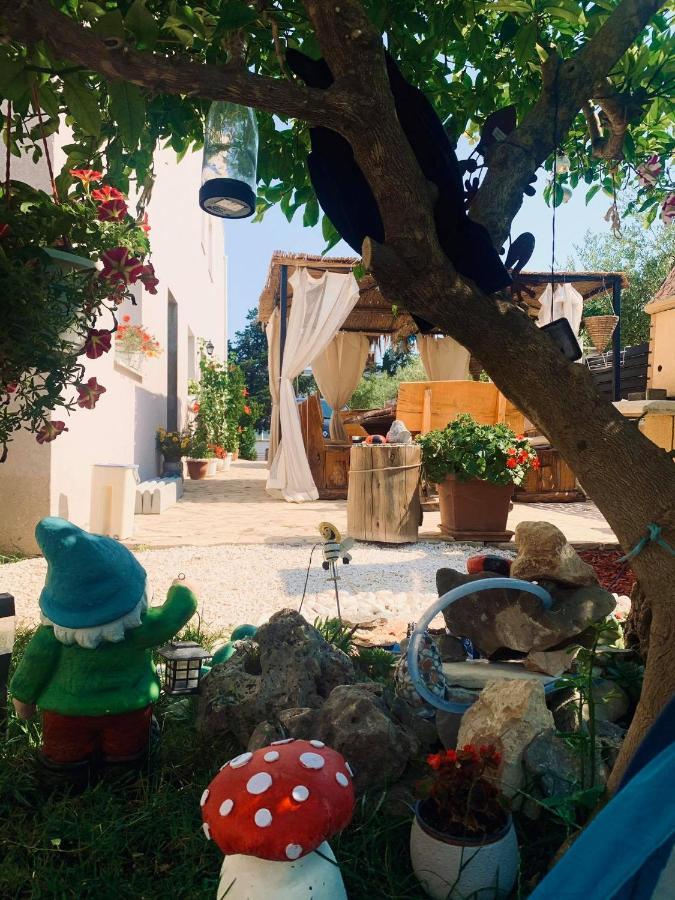 By The Sea Apartment Kastela Luaran gambar